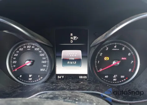 2015 Mercedes-Benz C 300 из США, поврежденный, VIN 55SWF4JB4FU055107